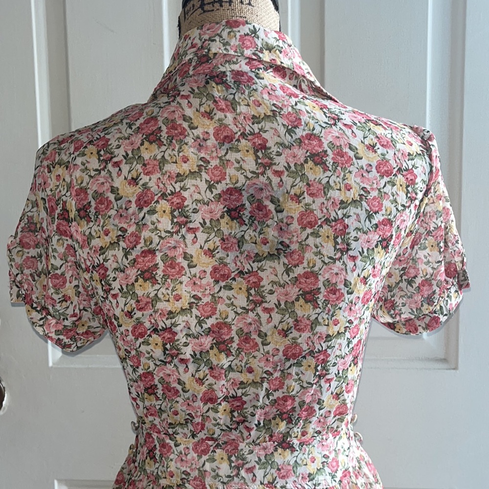 Floral Print Ruffled Dress - Picture 12 of 13